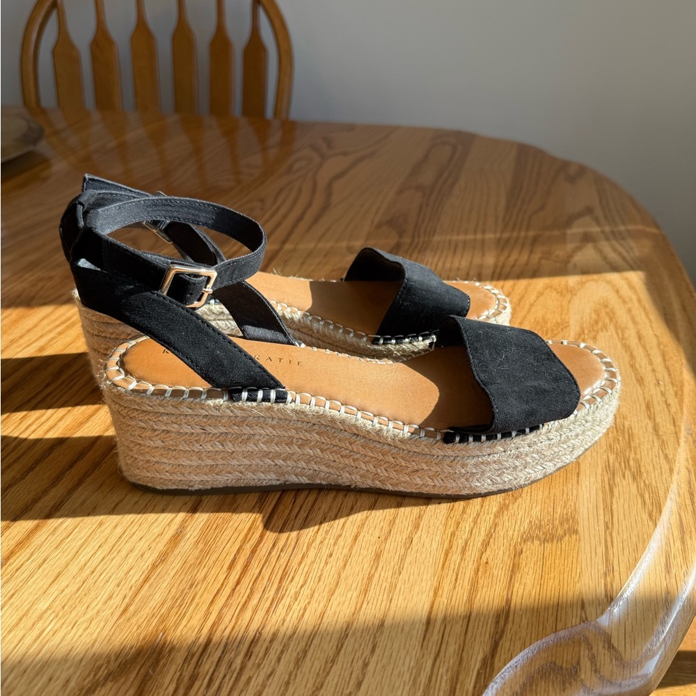 Kelly & Katie Wedges
